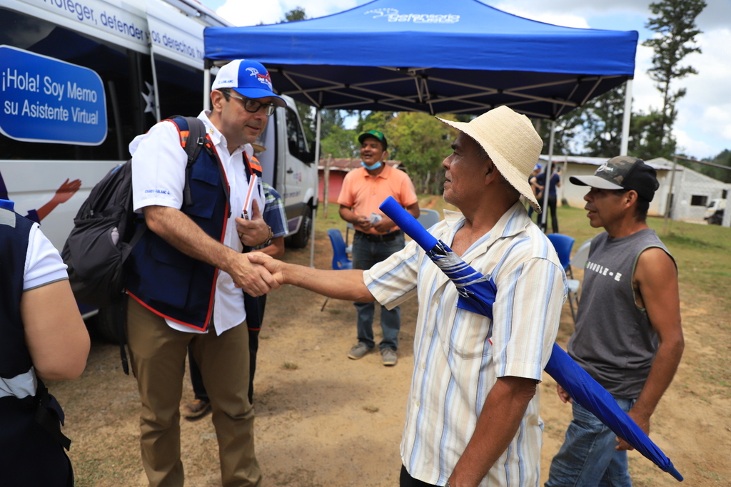 <strong>Defensoría atiende quejas por presuntos derechos vulnerados en Chepo de las Minas en Herrera</strong> 4 LAS MINAS 1
