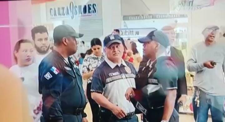 Aprehenden a 10 personas que protagonizaron riña en Albrook Mall 4 WhatsApp Image 2022 12 31 at 3.16.32 PM