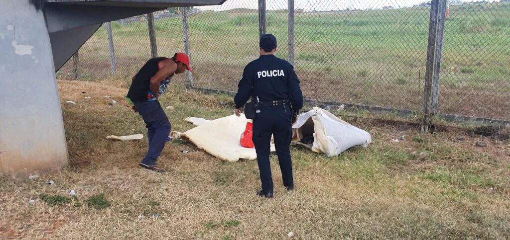 Recien nacida abandonada bajo puente peatonal. 2 WhatsApp Image 2023 01 09 at 12.44.59 PM