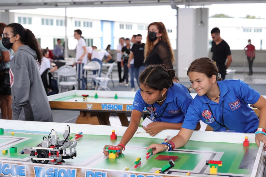 Convocatoria para Diplomado en Educación STEAM, con énfasis en las Olimpiadas de Robótica 2.0 3 WhatsApp Image 2023 02 07 at 2.32.08 PM 4