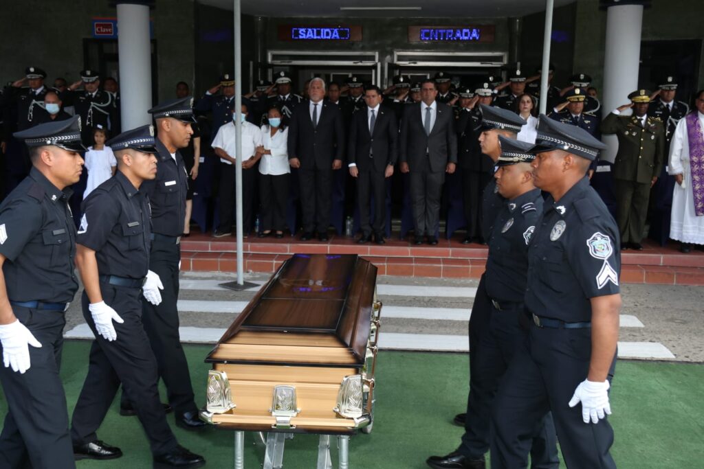 Despiden con honores al Sargento 1ero. Post Morten Luis Ernesto Garrido Tucris. 2 WhatsApp Image 2023 02 28 at 8.34.21 AM