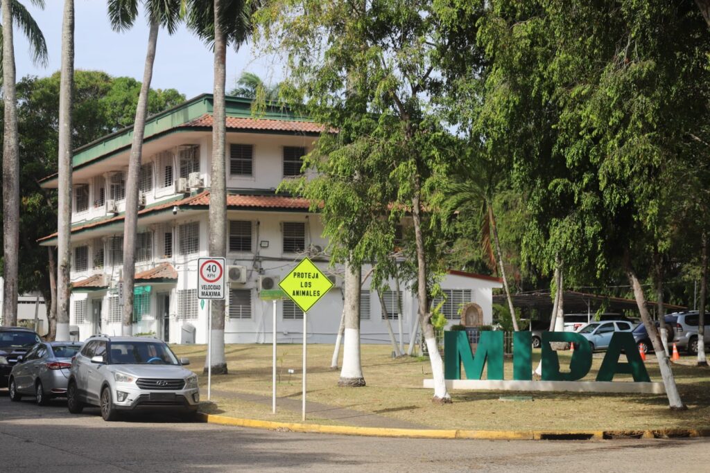 El MIDA presenta 10 nuevas denuncias bajo su política de cero tolerancias a la corrupción 3 WhatsApp Image 2023 04 12 at 9.24.21 AM 1