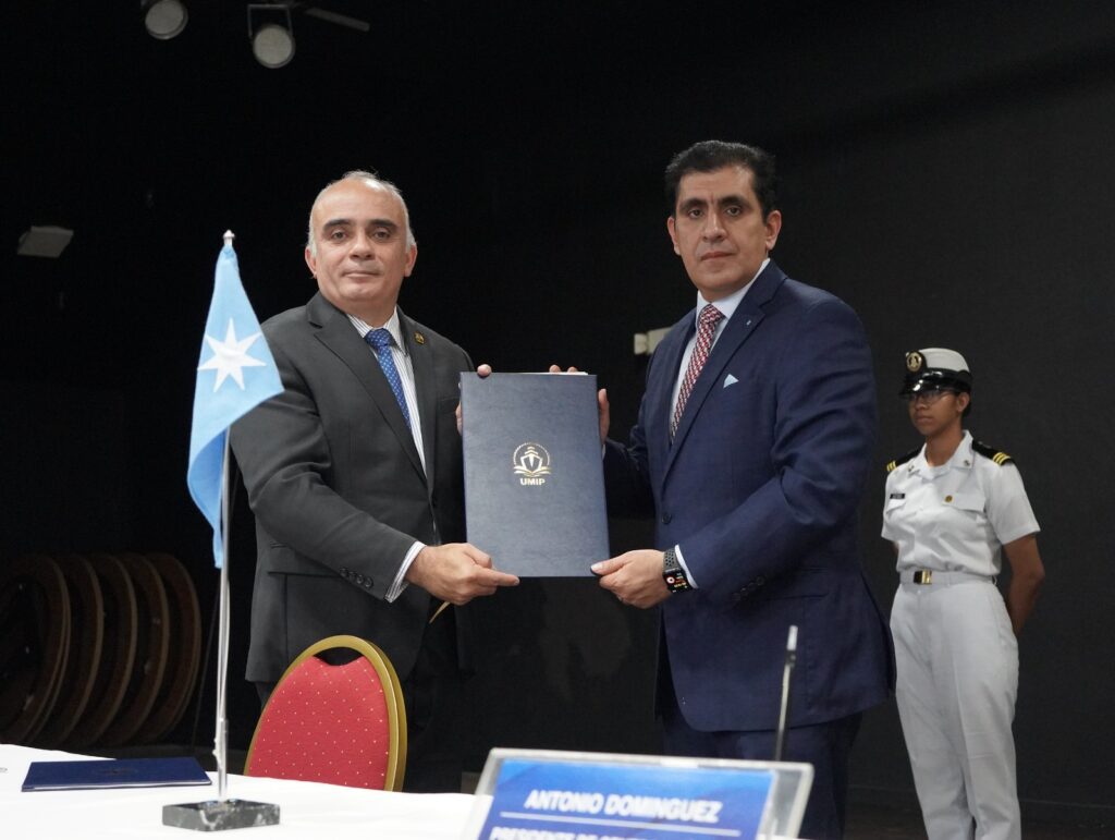 UMIP y Maersk buscan potenciar la formación en la industria marítima 5 WhatsApp Image 2023 04 13 at 4.03.31 PM