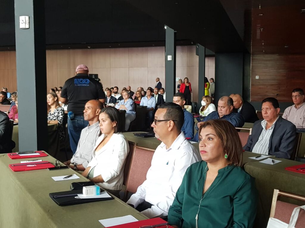 Corredores de aduana se actualizan sobre comercio exterior, aduanas y logística. 2 WhatsApp Image 2023 04 14 at 4.35.47 PM 1