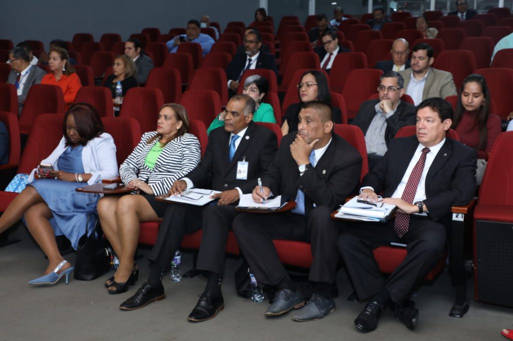 Hay suficiente tiempo para aprobar Ley de Extinción de Dominio, Adames 2 WhatsApp Image 2023 04 25 at 5.05.50 PM 1 1024x682 1