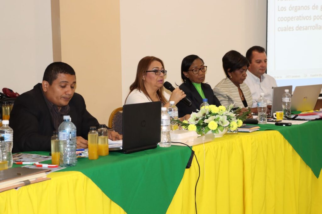 El IPACOOP inicia consultas sobre las reformas a las leyes que rigen el sistema cooperativo 3 WhatsApp Image 2023 05 11 at 11.33.41 AM