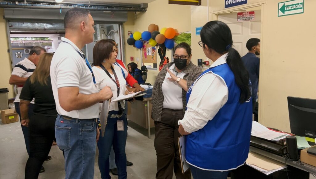 Verifican control de insumos en almacén del Complejo Hospitalario 2 WhatsApp Image 2023 05 29 at 4.22.16 PM 2