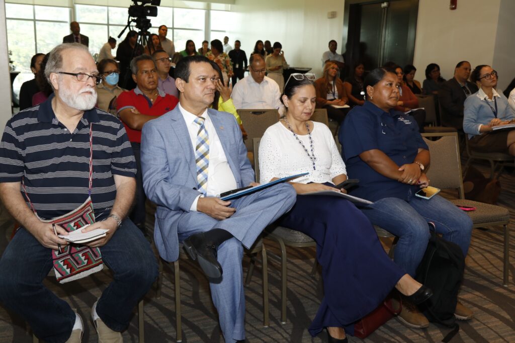 MiAMBIENTE aborda las diferentes perspectivas del desplazamiento y la migración climática interna en Panamá 2 WhatsApp Image 2023 06 03 at 11.11.32 AM 1