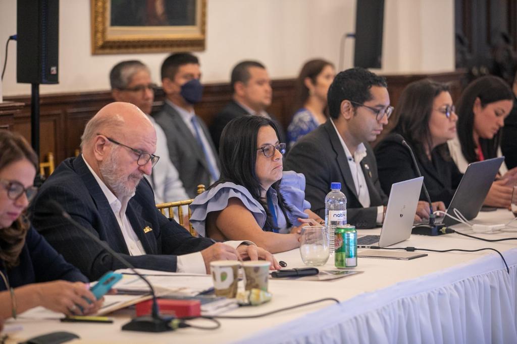 Importantes avances en proyectos de carreteras, centros de salud e instalaciones deportivas se discuten en Gabinete de Seguimiento a la Ejecución Presupuestaria 2 WhatsApp Image 2023 06 06 at 6.29.01 AM 1