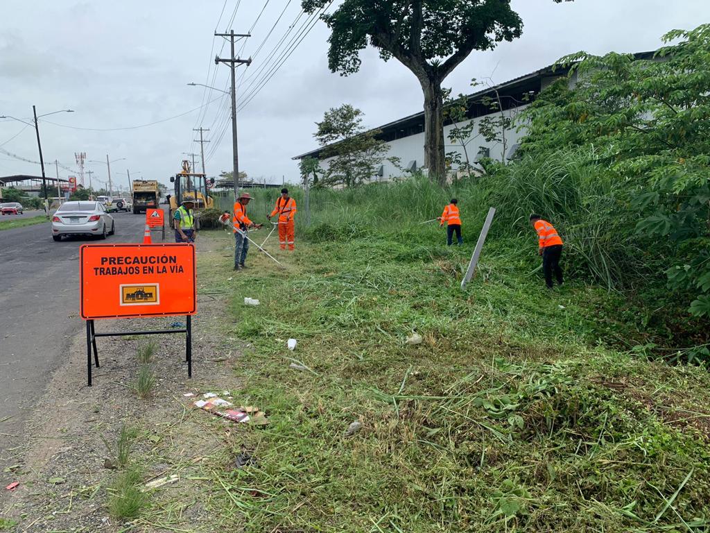 Comienzan los trabajos preliminares del proyecto de Rehabilitación de 135 Calles del distrito de Colón 4 1 16