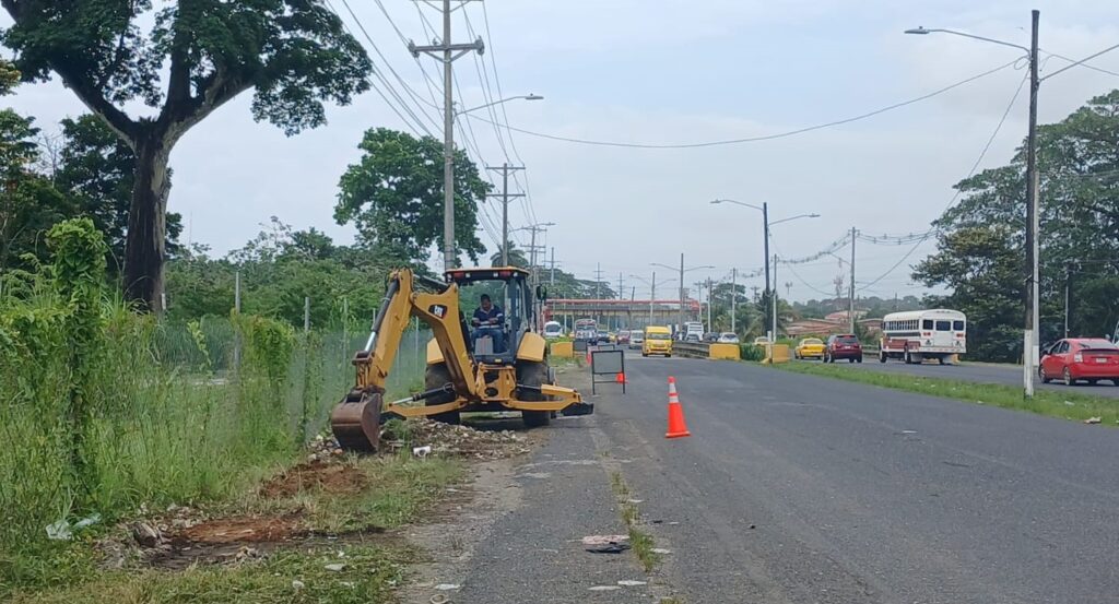 Comienzan los trabajos preliminares del proyecto de Rehabilitación de 135 Calles del distrito de Colón 3 3 12