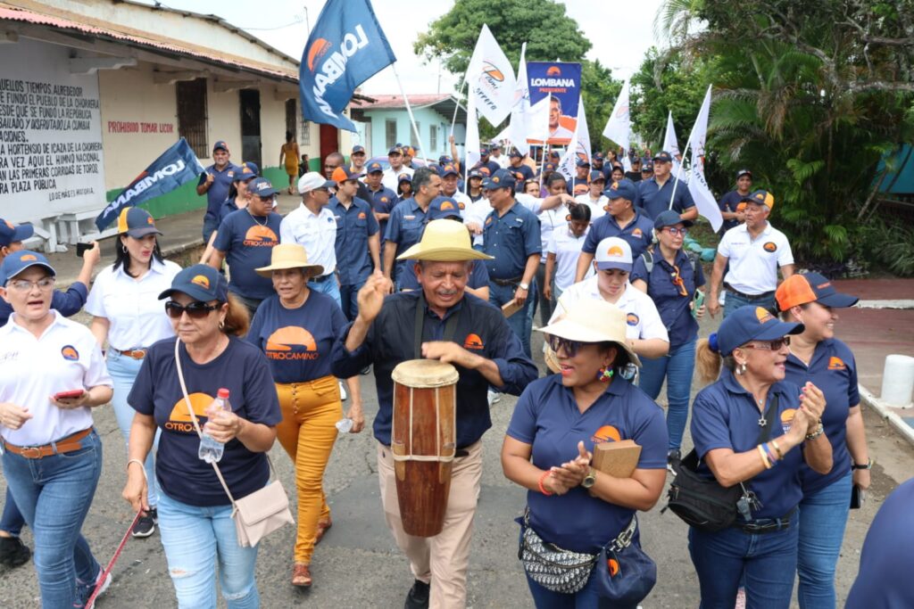Lombana inauguro sede en Chiriquí y siguió su agenda de caminatas. 3 WhatsApp Image 2023 07 24 at 1.54.59 PM 1