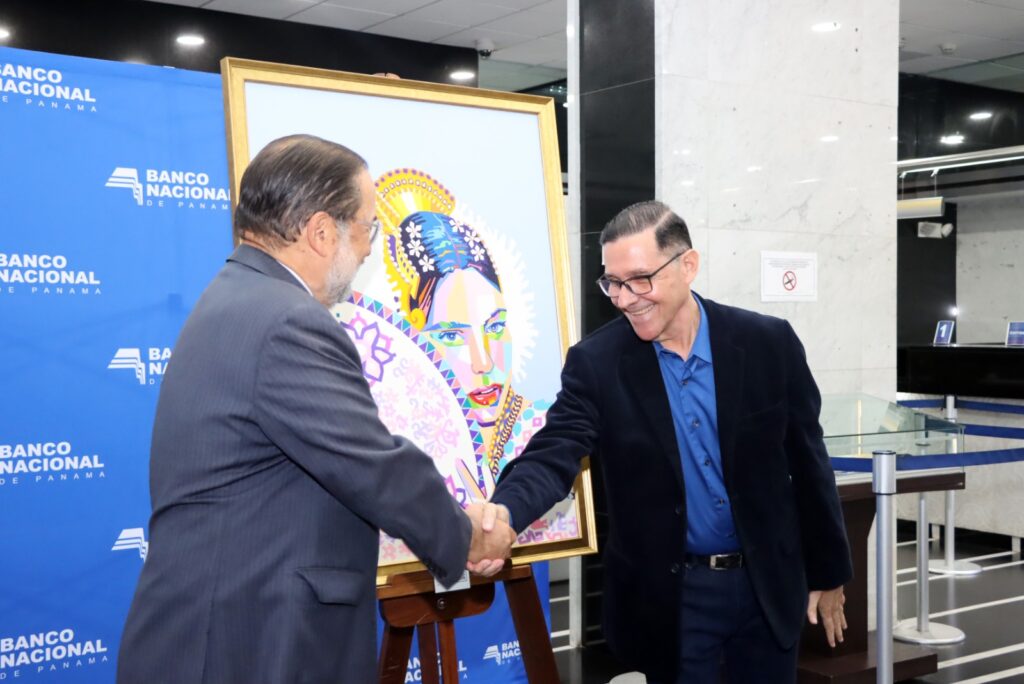 El realismo geométrico de Pittí llega a la Casa Matriz de Banconal 4 WhatsApp Image 2023 07 25 at 8.38.39 PM 2