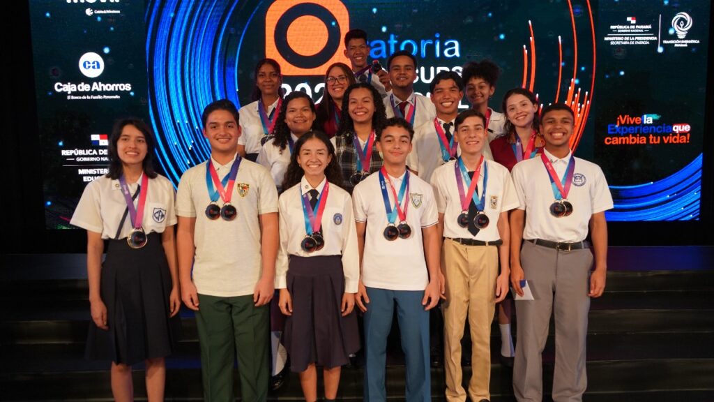 Rumbo a la gran final, concurso nacional de oratoria elige a los mejores 15 oradores 2 WhatsApp Image 2023 09 21 at 9.27.56 PM