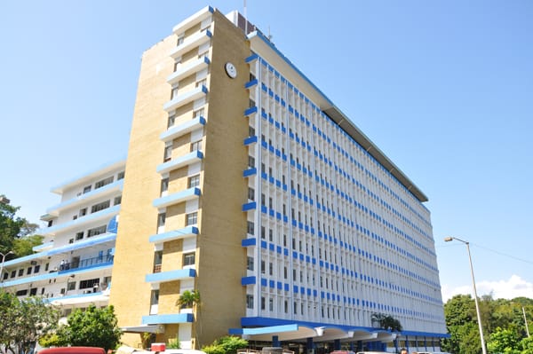 Aumento de pacientes demanda más medicinas e insumos en el Complejo Hospitalario 3 WhatsApp Image 2023 10 11 at 7.29.24 PM