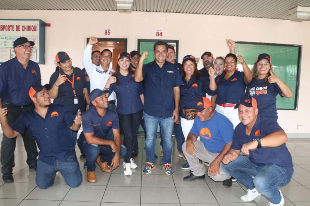 Chiricanos exponen sus principales problemas a Lombana 5 WhatsApp Image 2023 10 17 at 6.15.02 PM 1 1