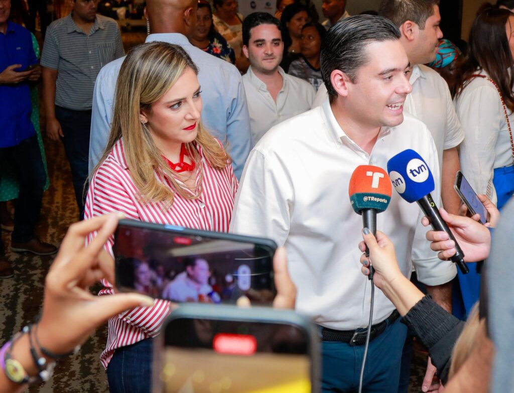 Gaby Carrizo reitera su defensa a la familiaLa sociedad en Panamá crece y se desarrolla con la familia como eje rector 2 WhatsApp Image 2023 10 19 at 4.16.04 PM 1