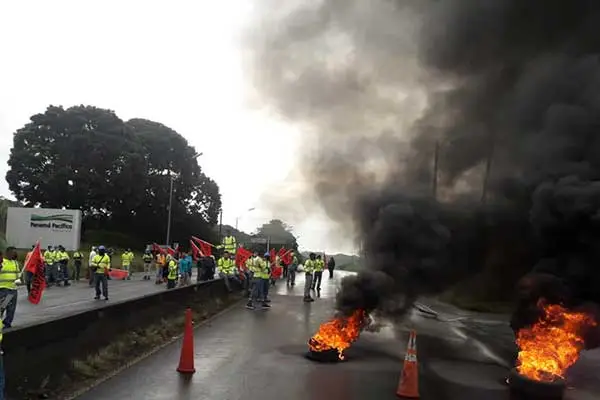 Panamá paralizado por los cierres de calles 4 Web PMN Cierre de calles en Panama continuan y Anadepo rompe acuerdo con el gobierno