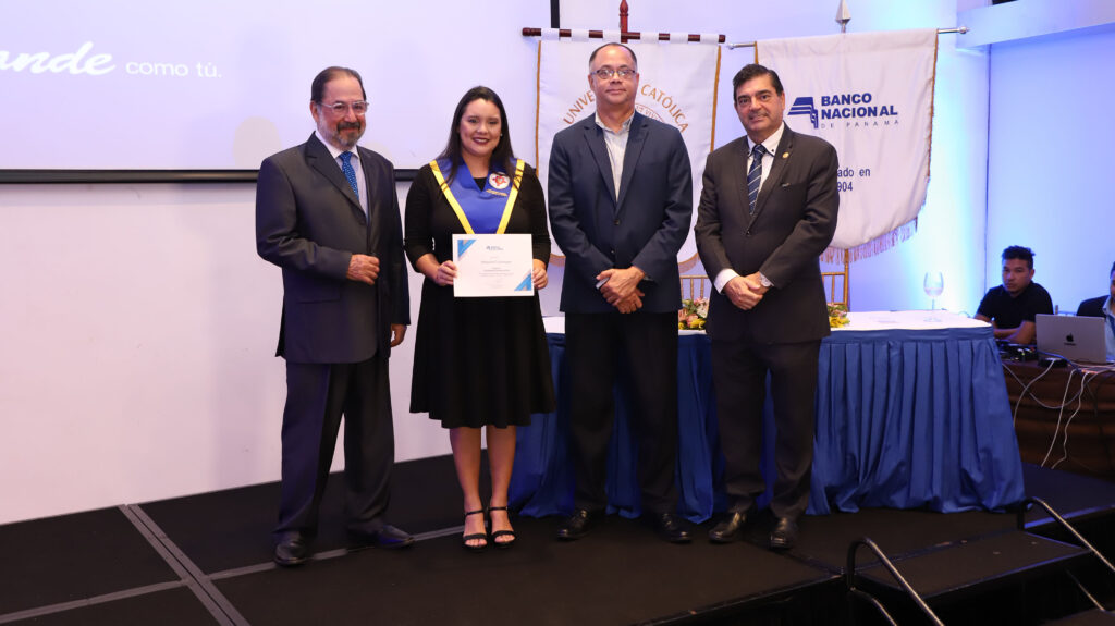 Banconal refuerza compromiso con la educación y la libertad de expresión 3 IMG 6089 M