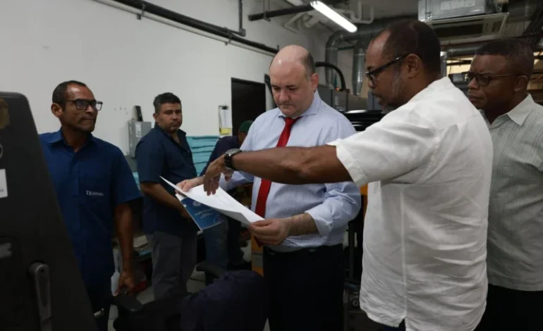 Magistrado Junca Inspecciona en la Imprenta 01 800x534 1 770x470 1