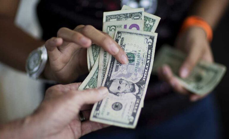 SALARIO EN DOLARES 770x470 1