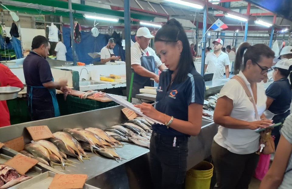 23 Monitoreo de mariscos en La Chorrera