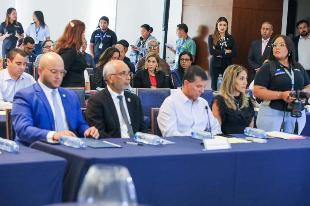 Sorteo de participación para el primer debate presidencial 2 7A3A3054