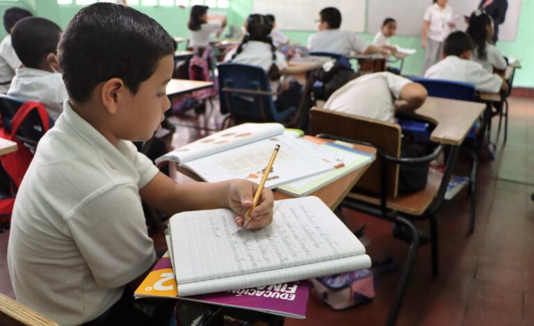 Meduca desarrolla las guías didácticas para estudiantes y docentes 2024 2 IMG 20240220 WA0160 770x470 1