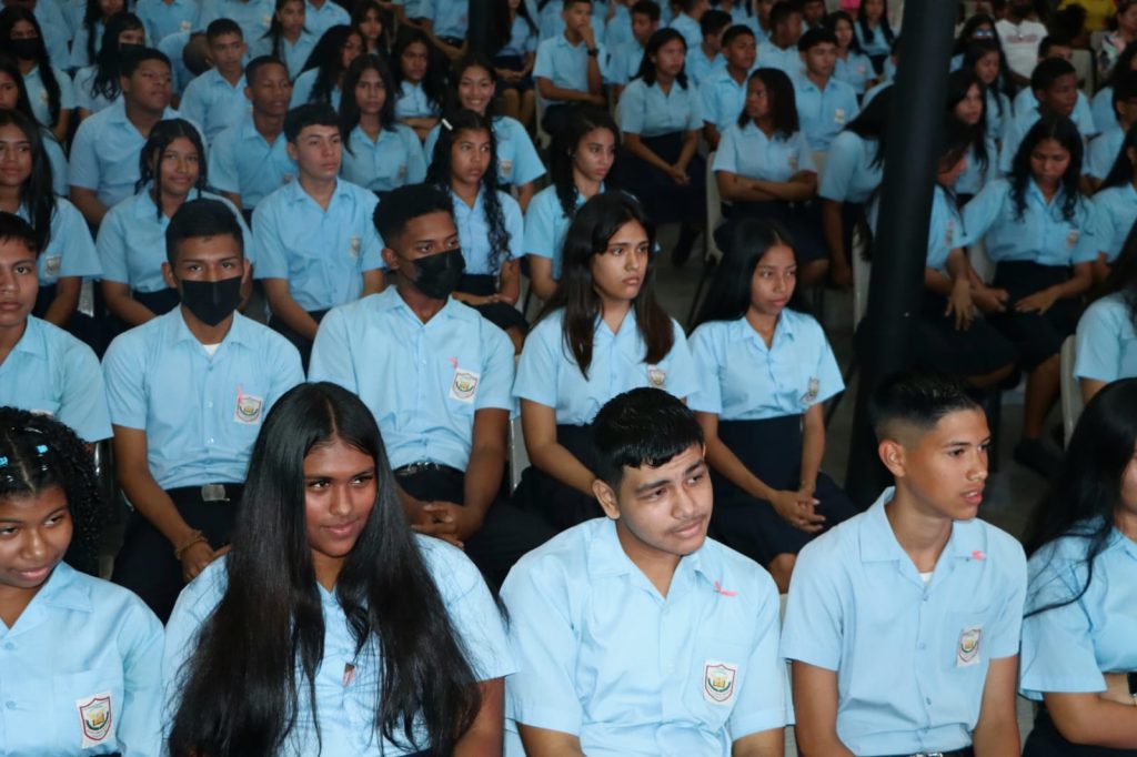 Estudiantes de preescolar y primaria inician clases este 4 de marzo 3 GRD 2 1024x682 1