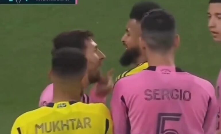 Godoy no ‘ta creyendo en hombre… Se enfrasca con Messi y este le dice ‘bobo’ 2 tre 770x470 1