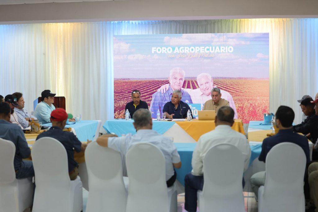 Mulino firmó acuerdo con sector agropecuario en Tierras Altas 2 WhatsApp Image 2024 04 09 at 5.00.31 PM 1024x684 1