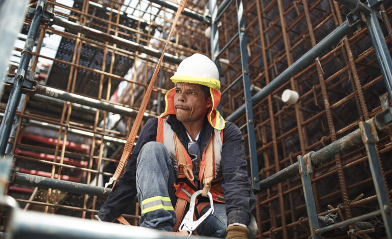 TRABAJADOR MINERA PANAMA 770x470 1