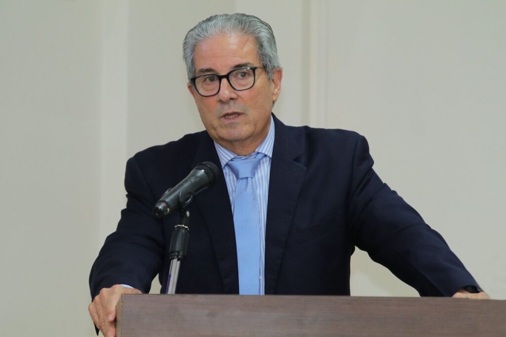 Boyd Galindo: Pronto se comunicará la situación del Ministerio de Salud 2 Fernando Boyd Galindo