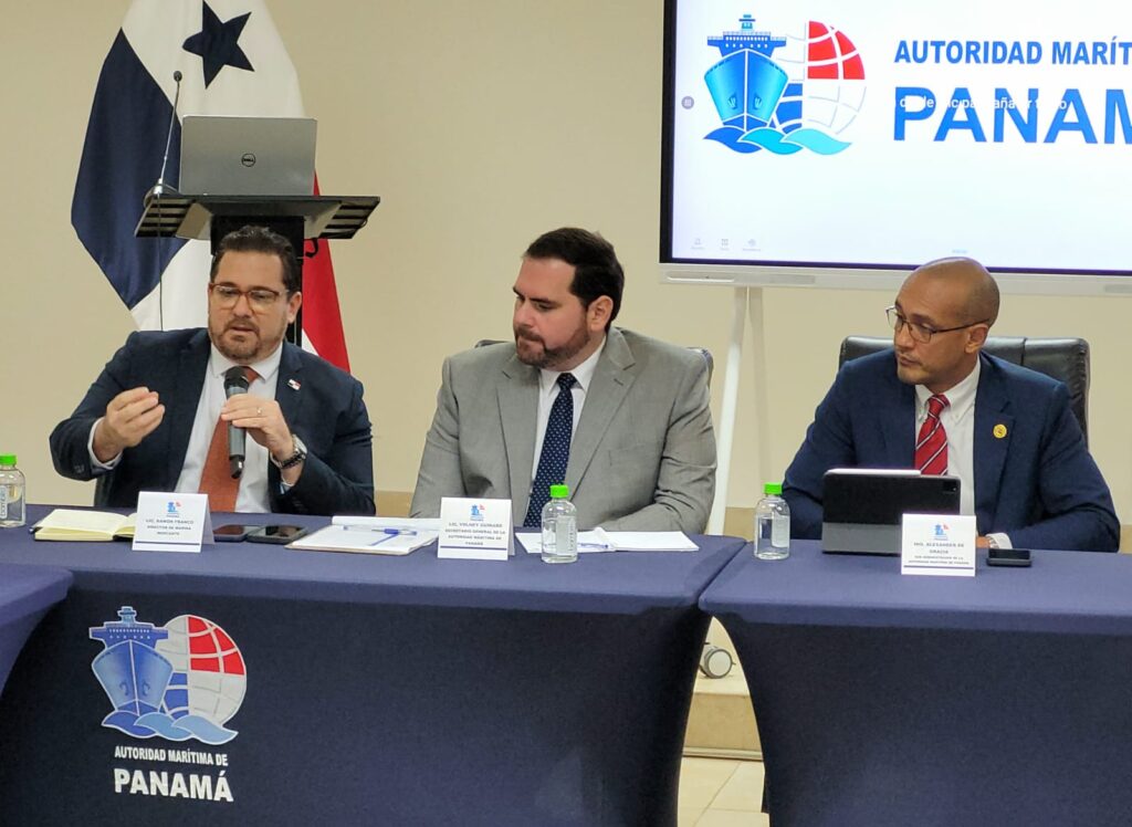 REUNION CON APADEMAR 1 1024x748 1