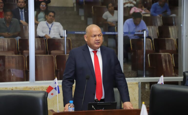 Benicio Robinson: ‘No hay hombres en Vamos… Abusan de las diputadas’ 2 benici 770x470 1