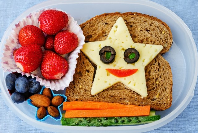 Prepare loncheras saludables en el nuevo año escolar, evite el azúcar y grasas 2 saludo