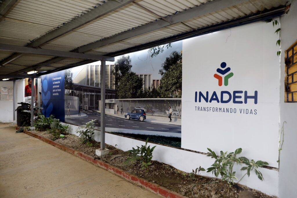 Inadeh habilita 2 mil 600 cursos para segundo periodo formativo 4 WhatsApp Image 2025 03 31 at 9.39.35 AM 1