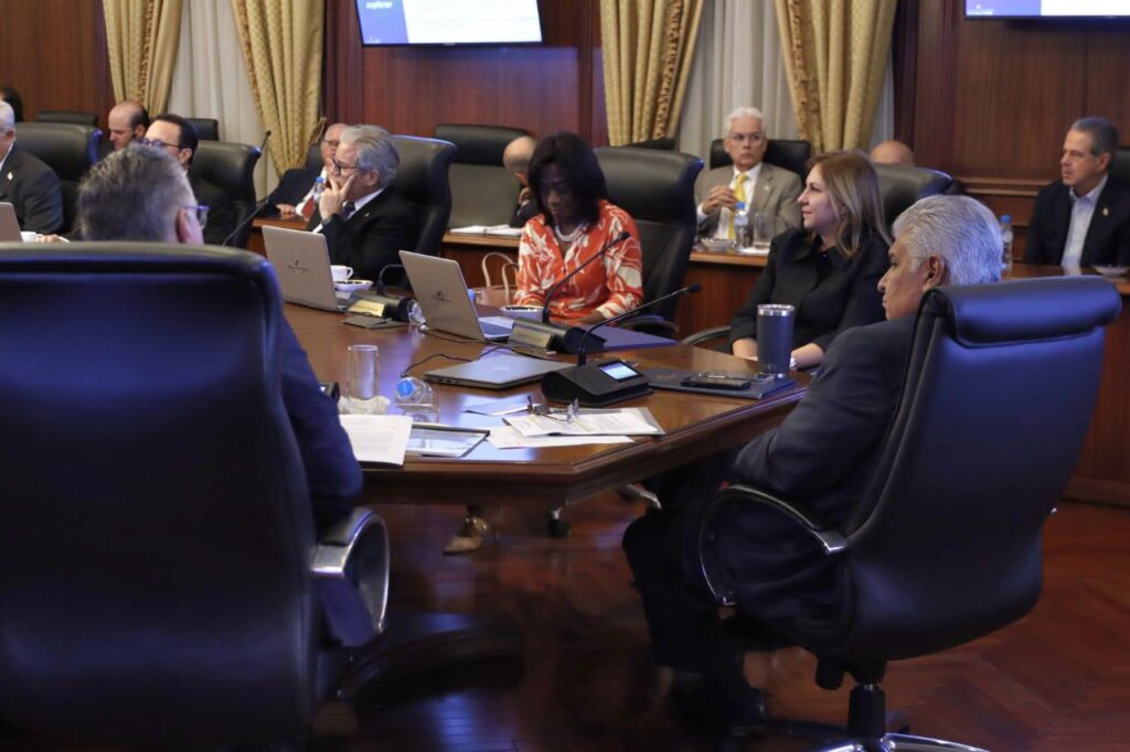 Gabinete declara estado de emergencia en Bocas del Toro y designa Comisión de Alto Nivel para su recuperación 2 Imagen de WhatsApp 2025 05 27 a las 21.47.15 a93417e9
