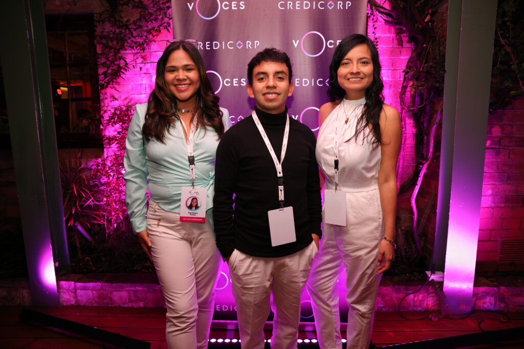 Jóvenes llamados a impulsar la participación ciudadana en Latinoamérica con sus ideas 3 Maria Jose Forno Luis Elvis Requejo Xilene Siquero