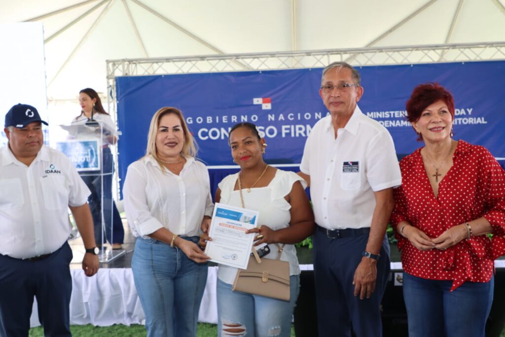 Miviot entrega 141 nuevos apartamentos del proyecto Ciudad de Esperanza 5 PHOTO 2025 05 09 11 09 15