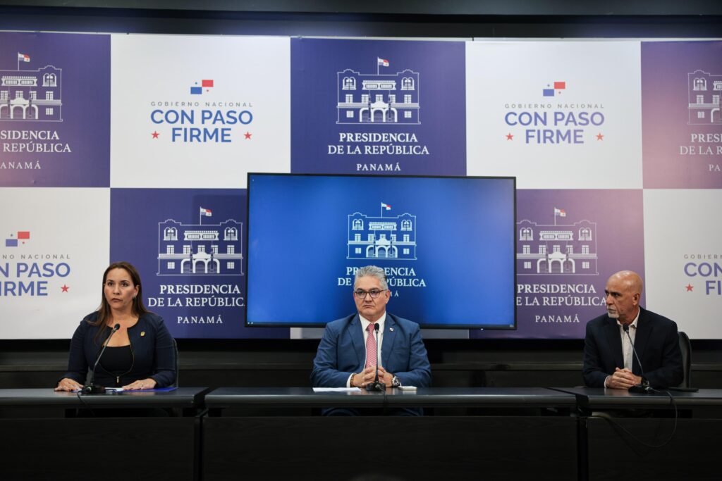 Panamá se adhiere a fondo del BID y modifica préstamo con la CAF 2 WhatsApp Image 2025 05 21 at 9.56.58 AM