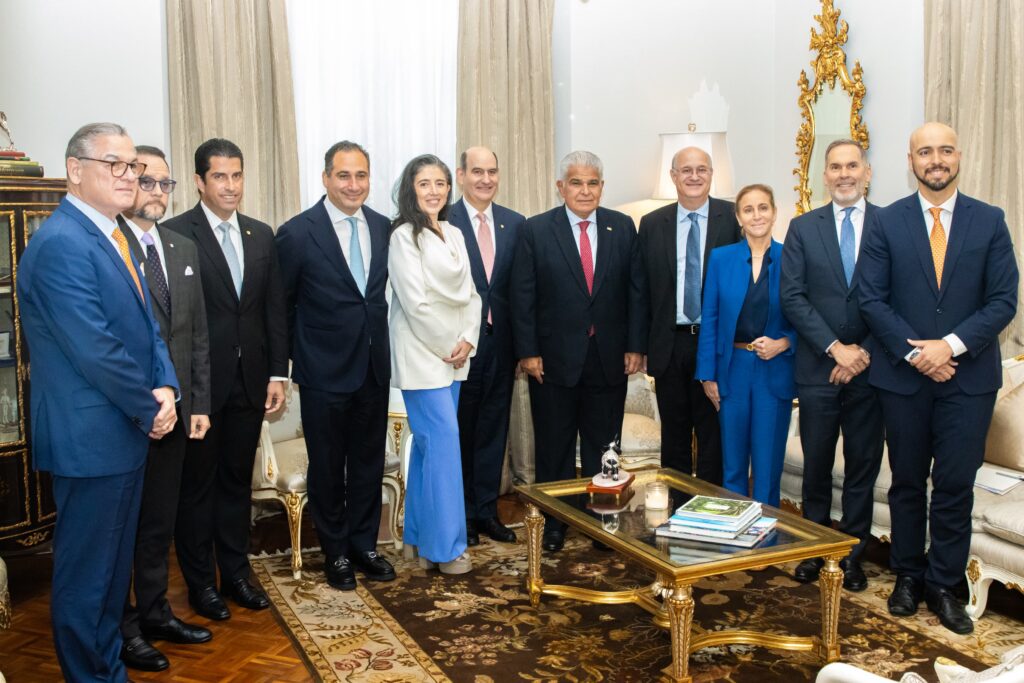 El BID promocionará a Panamá como un ‘hub’ de inversiones y apoyará su ingreso a la OCDE 4 WhatsApp Image 2025 06 05 at 7.31.43 PM