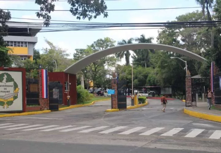 universidad de panama.jpg