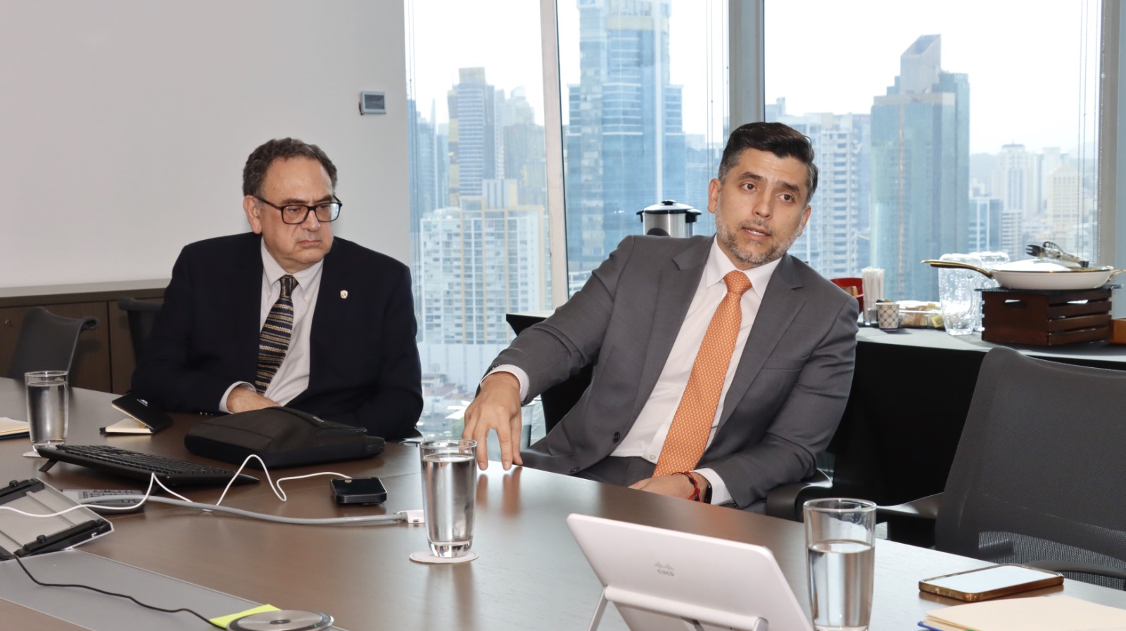 04c50e80 70e4 45d0 bc13 724e9b3fe393