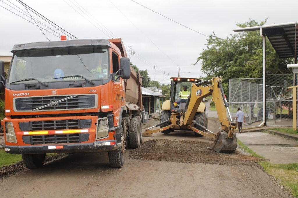 Más de 50 mil usuarios se beneficiarán con rehabilitación de la vía La Villa–Macaracas 2 2 39