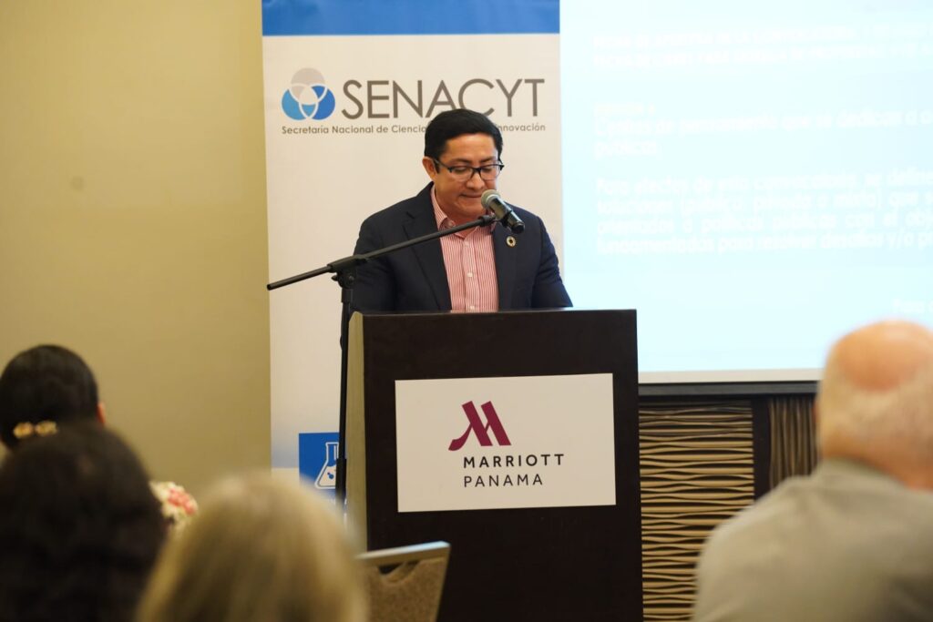 La Senacyt lanza las convocatorias: 'Fortalecimiento de centros de investigación universitario /s de las universidades públicas de la República de Panamá 2025' y 'Fortalecimiento de los centros de Pensamiento 2025' 2 WhatsApp Image 2025 07 08 at 8.21.46 AM 1