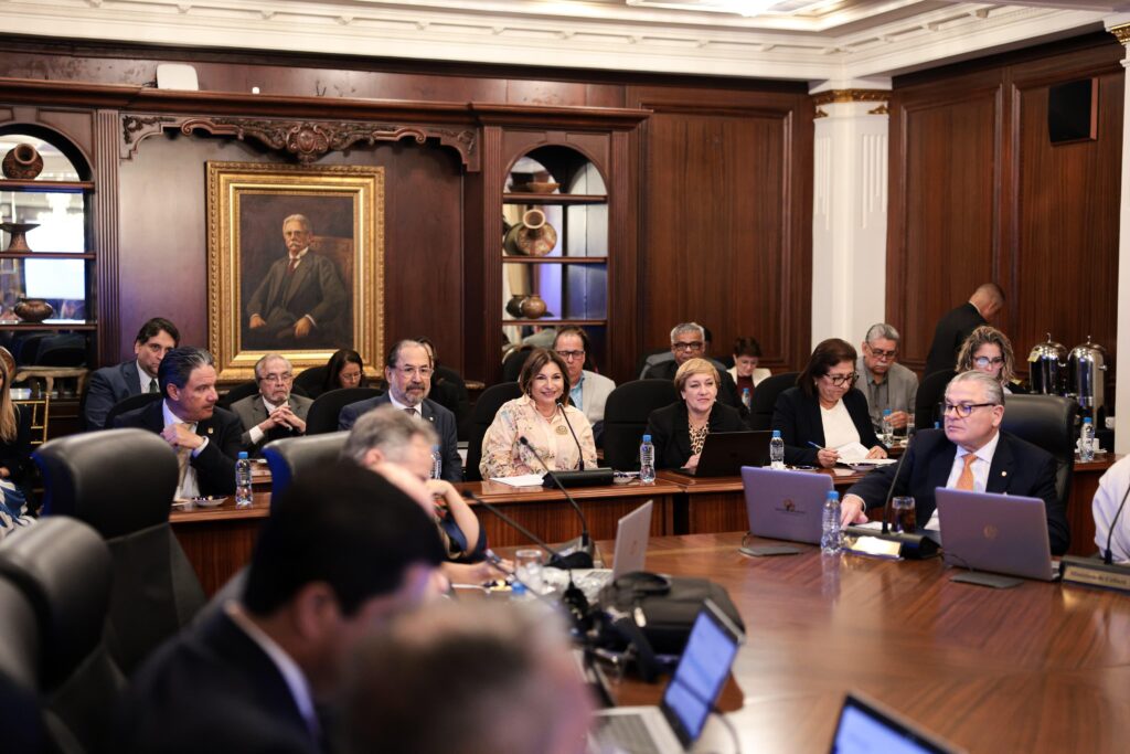 Consejo de Gabinete aprueba proyecto de ley de acuñación de monedas conmemorativas a favor de proyectos sociales 3 WhatsApp Image 2025 07 15 at 6.31.25 PM