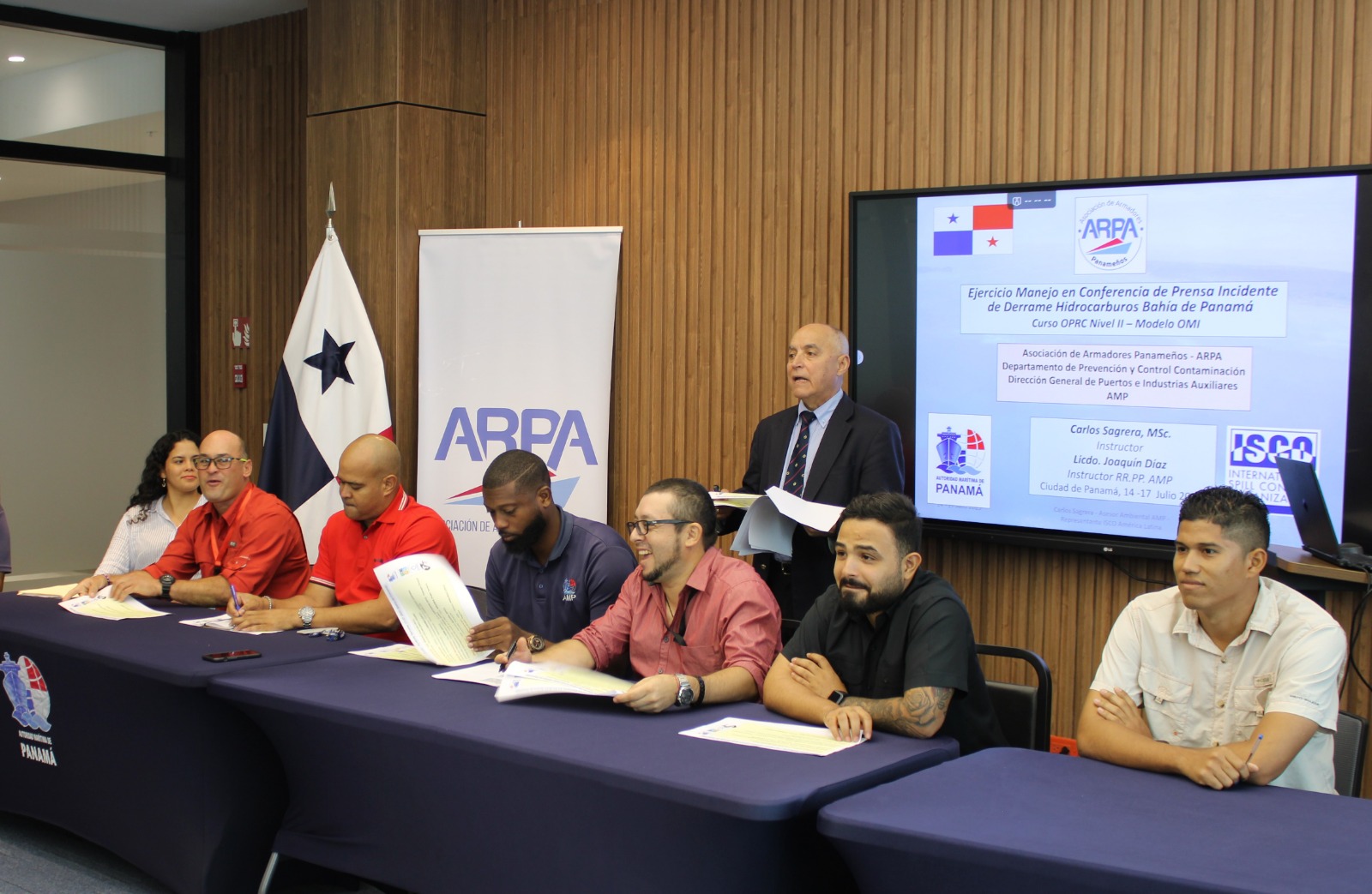 Panamá refuerza capacidades frente a derrames de hidrocarburos 1 WhatsApp Image 2025 07 22 at 10.49.50 AM 1 1
