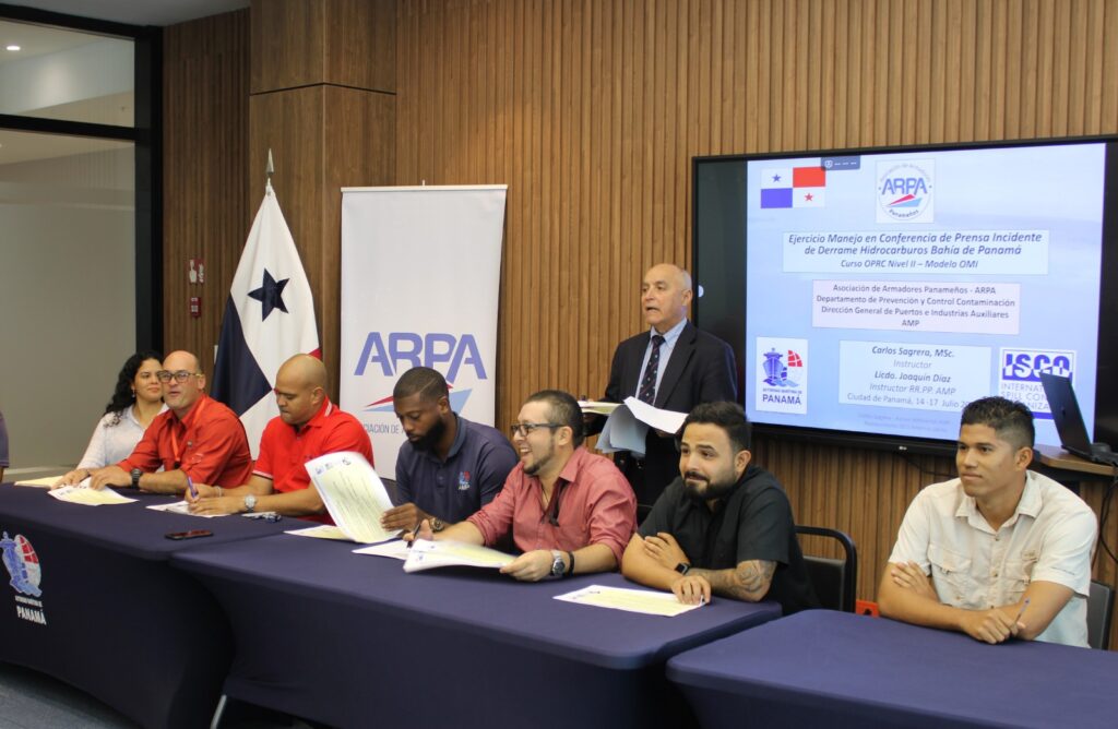 Panamá refuerza capacidades frente a derrames de hidrocarburos 3 WhatsApp Image 2025 07 22 at 10.49.50 AM 1