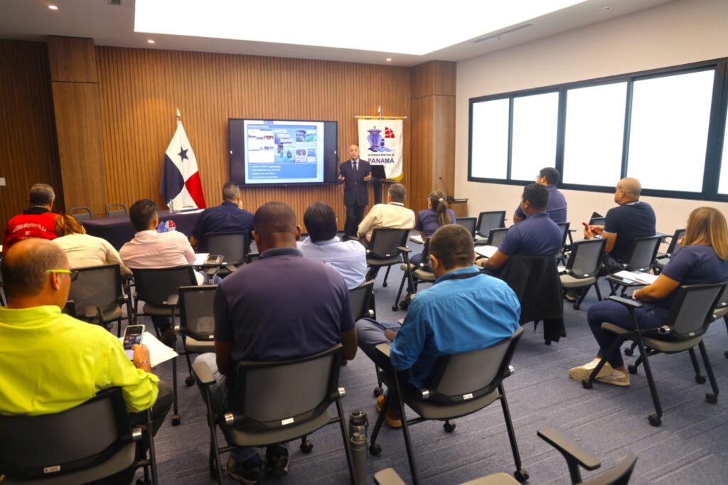 Panamá refuerza capacidades frente a derrames de hidrocarburos 2 WhatsApp Image 2025 07 22 at 10.49.50 AM